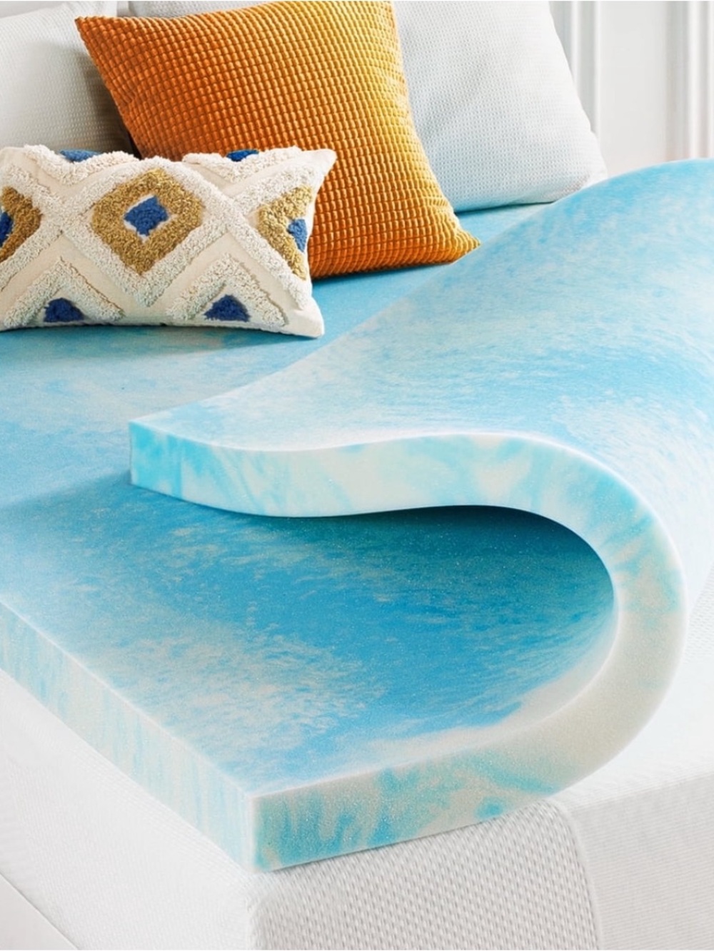 Best Price Mattress 3" Swirl Gel Breeze Memory Foam Mattress
Topper, Queen new